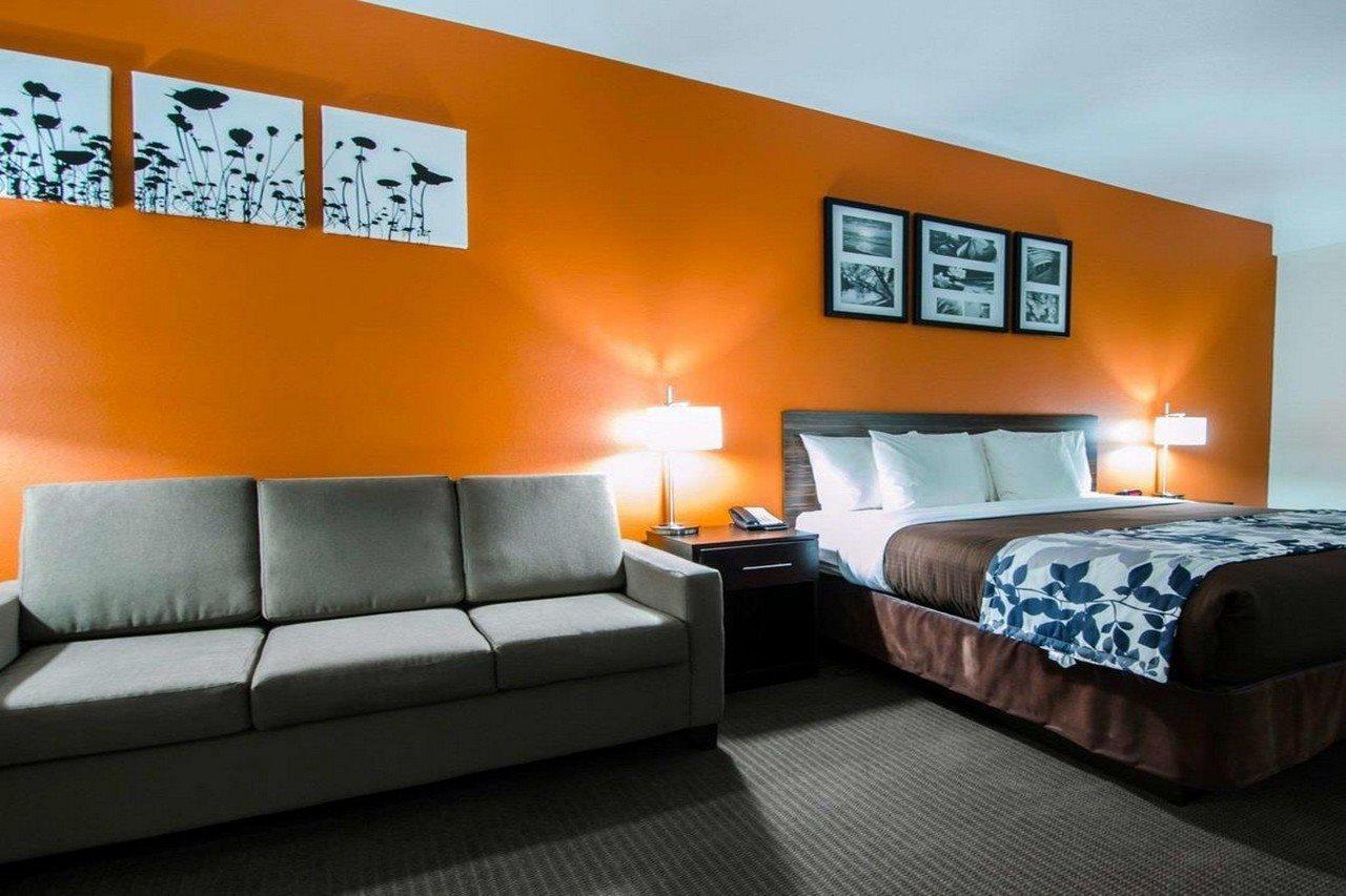 Sleep Inn & Suites And Conference Center Downtown Индианаполис Екстериор снимка