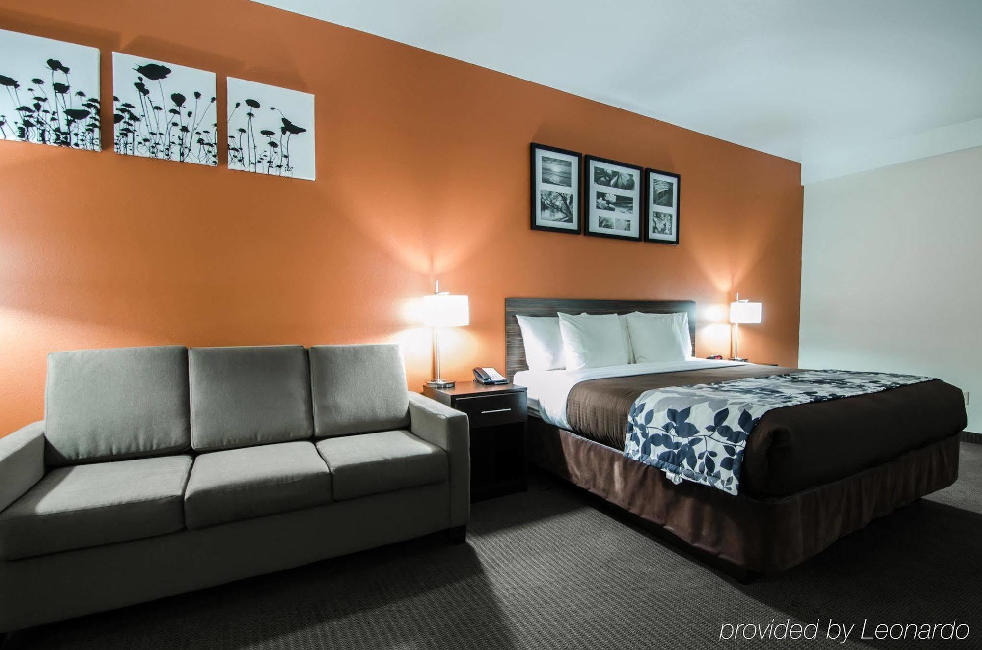 Sleep Inn & Suites And Conference Center Downtown Индианаполис Екстериор снимка